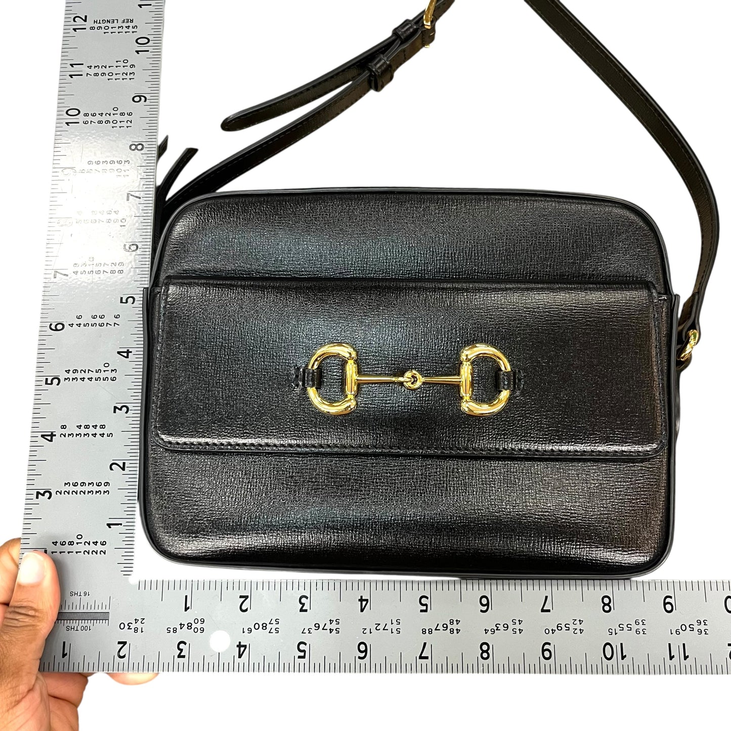 Crossbody Luxury Designer By Gucci, Size: Small