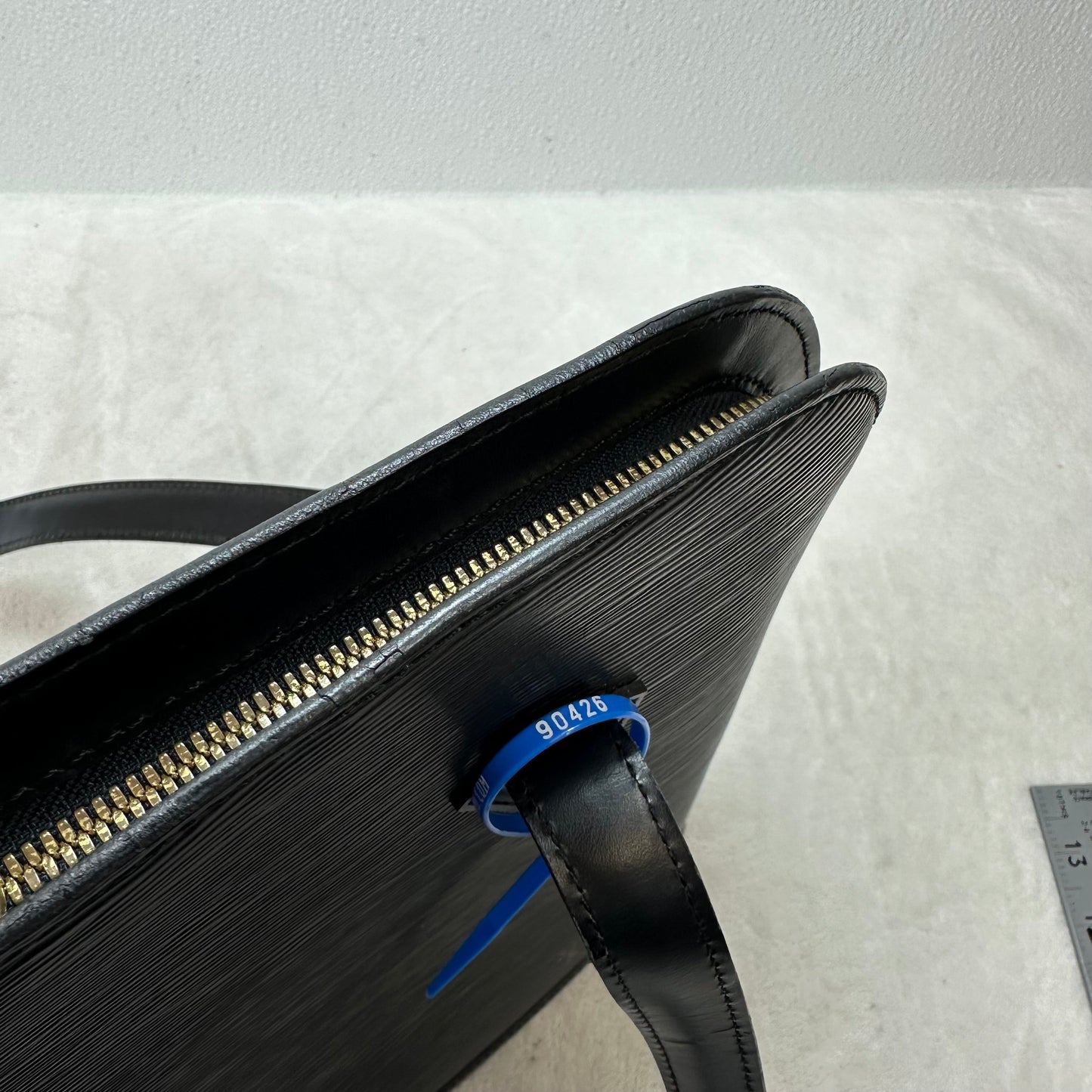 EPI LUSSAC Handbag Luxury Designer By Louis Vuitton, Size: Medium