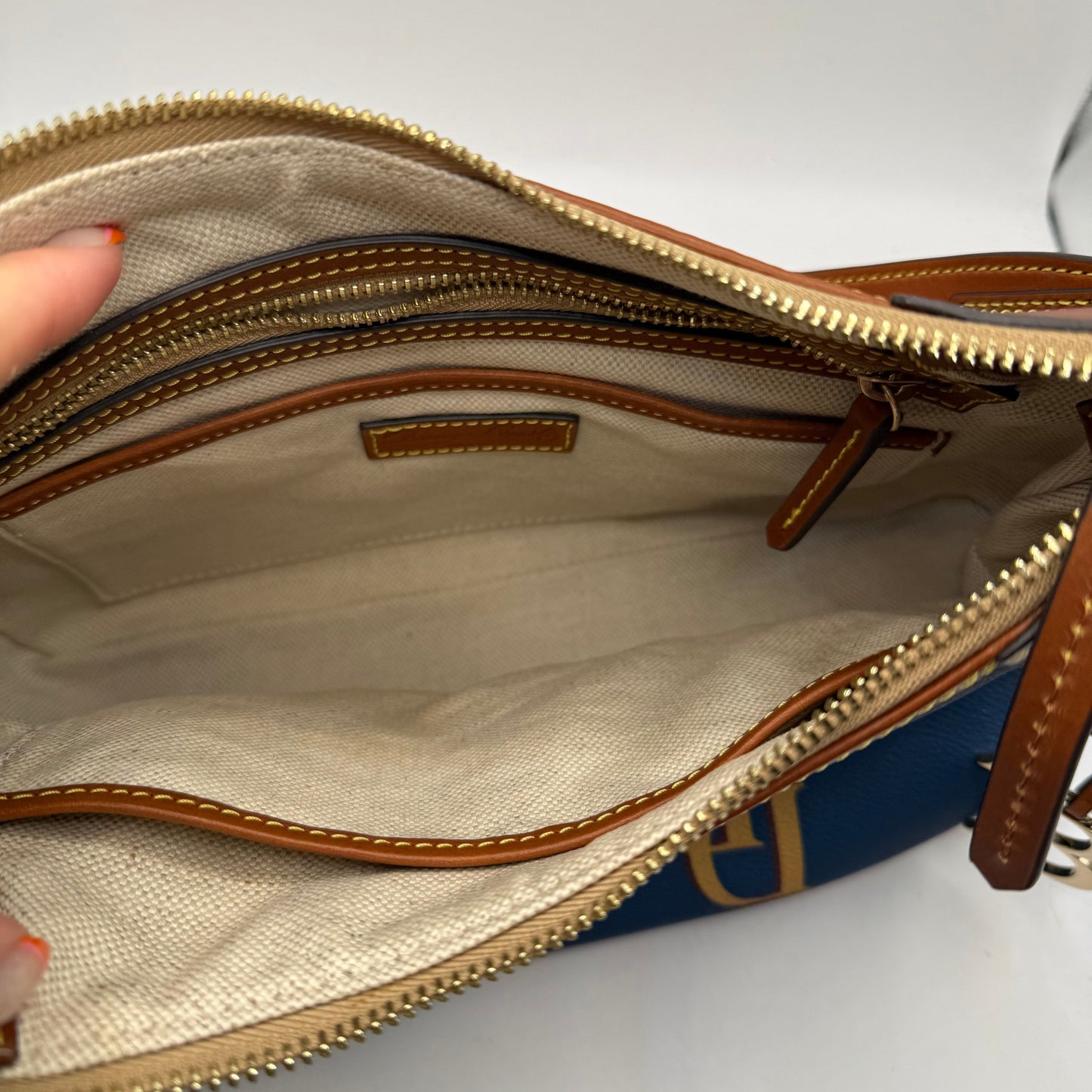 Handbag Designer By Dooney And Bourke, Size: Medium