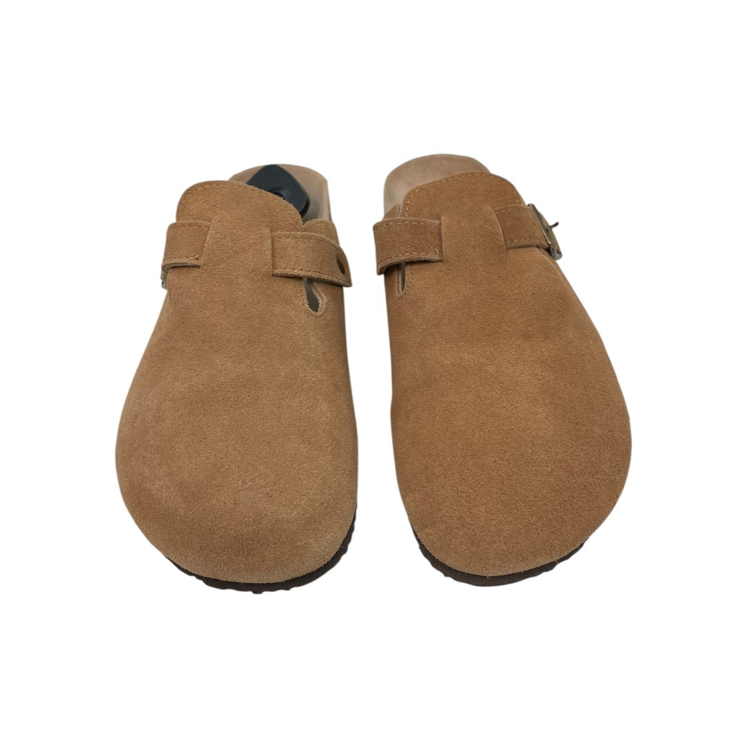 Shoes Flats By Cmc In Brown, Size:10.5