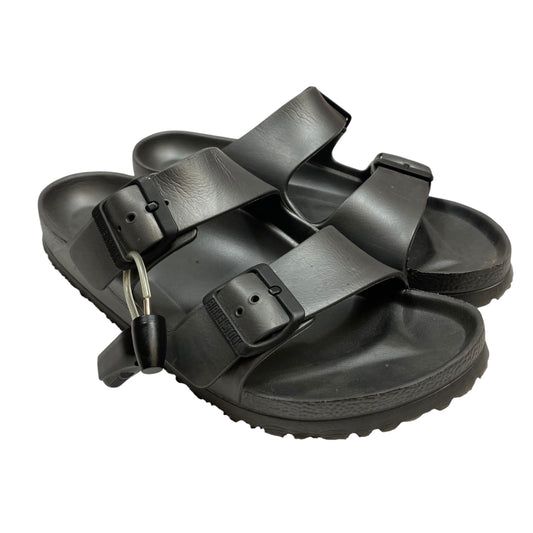 Sandals Flats By Birkenstock In Grey, Size:9