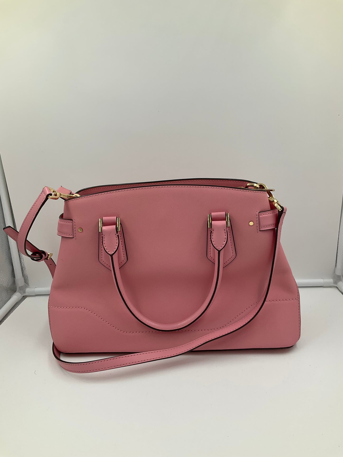Crossbody Designer By Michael Kors In Pink, Size:Large