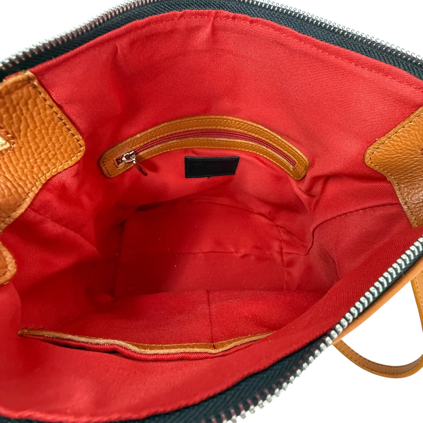 Made In Italy Leather Shoukder Bag By Valentina, Size: Medium