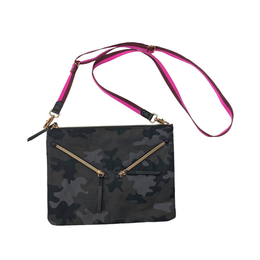 Crossbody By Stella And Dot In Camouflage Print, Size:Medium