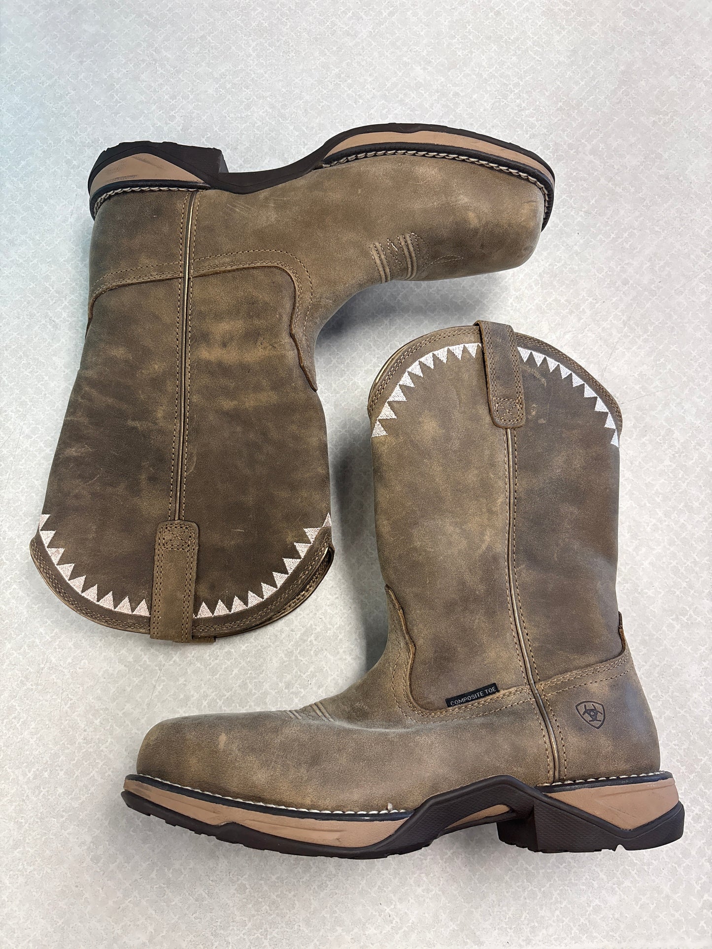 Boots Western By Ariat In Tan, Size:11