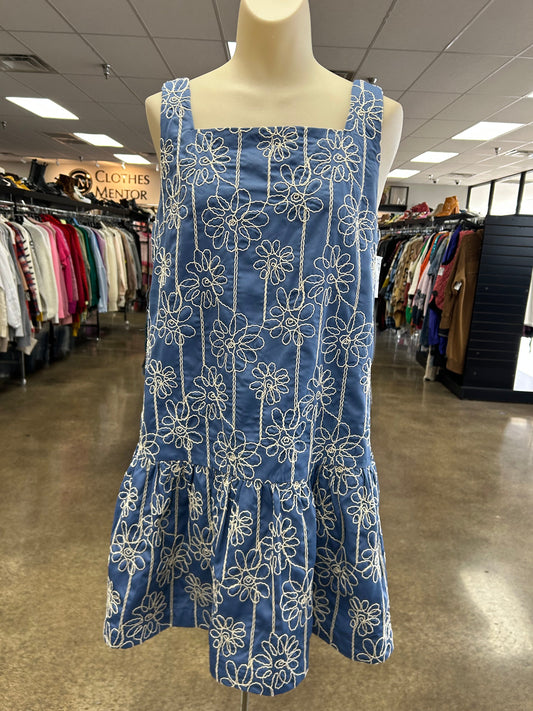 Dress Casual Short By Clothes Mentor In Blue & Cream, Size:M