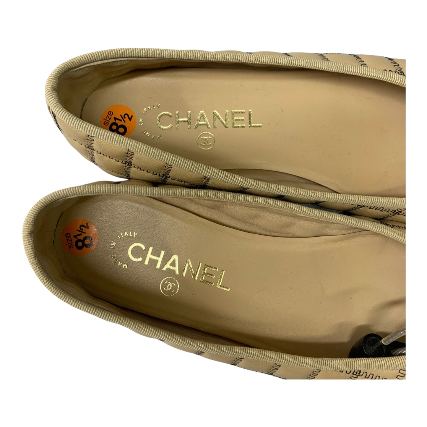 Shoes Luxury Designer By Chanel In Tan, Size: 8.5