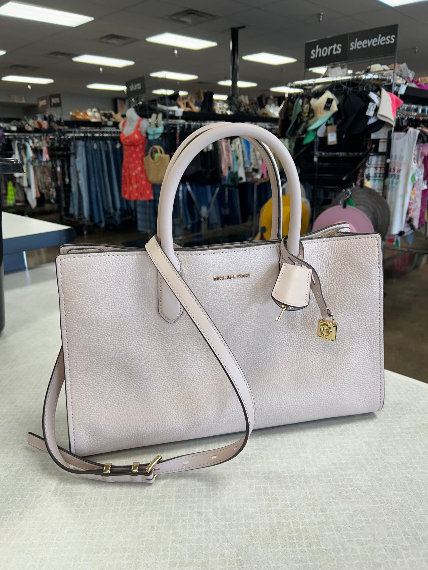Handbag Designer By Michael Kors In Pink, Size:Medium