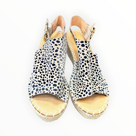 Sandals Heels Wedge By Catherine Malandrino In Tan, Size:9