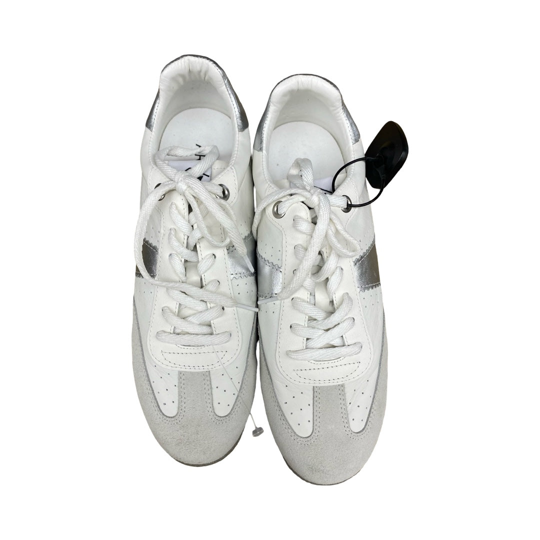 Shoes Sneakers By Cmc In Silver & White, Size:11
