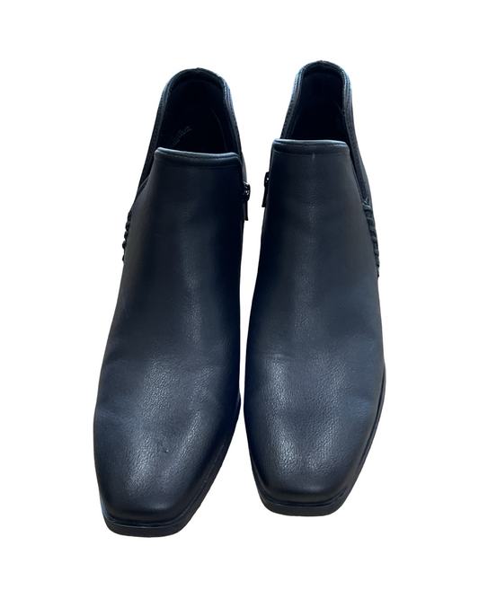 Boots Ankle Heels By Bare Traps In Black, Size:11