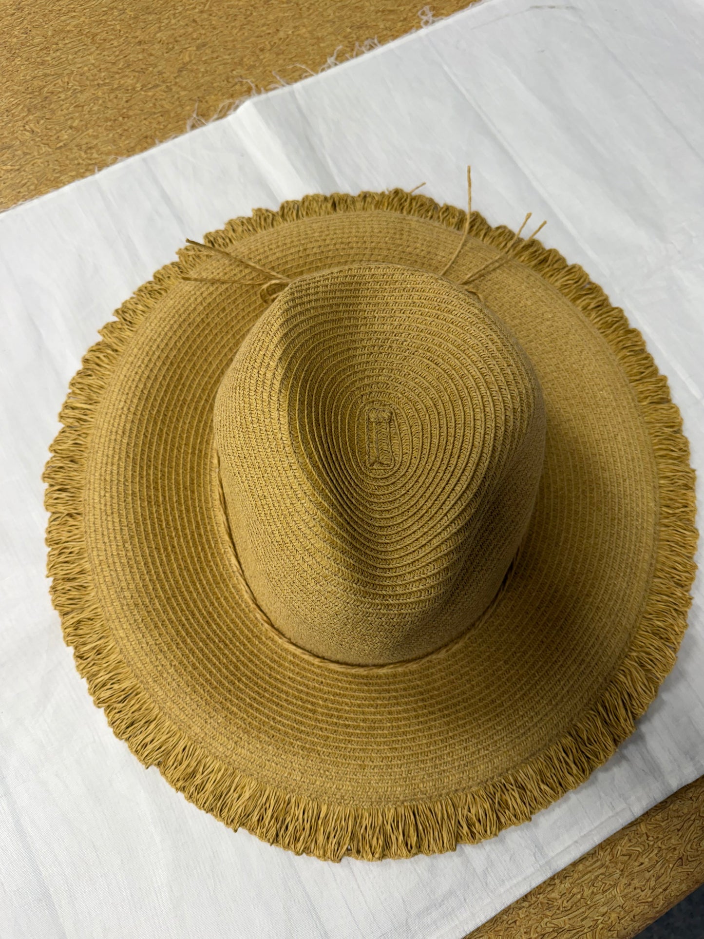 Hat Floppy By Lc Lauren Conrad In Beige