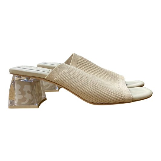 Sandals Heels Block By Clothes Mentor In Tan, Size:9.5