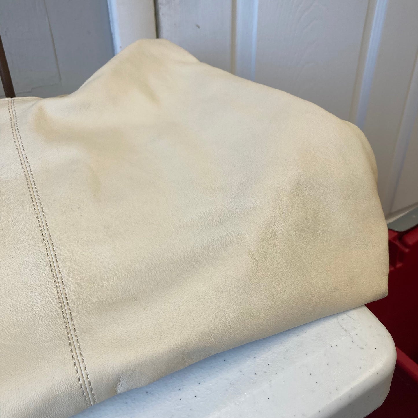 Handbag Leather By Vince Camuto In Cream, Size:Large