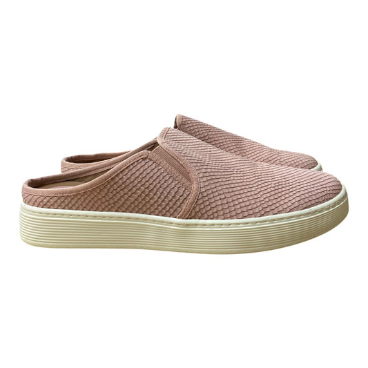 Shoes Flats By Sofft In Pink, Size:11