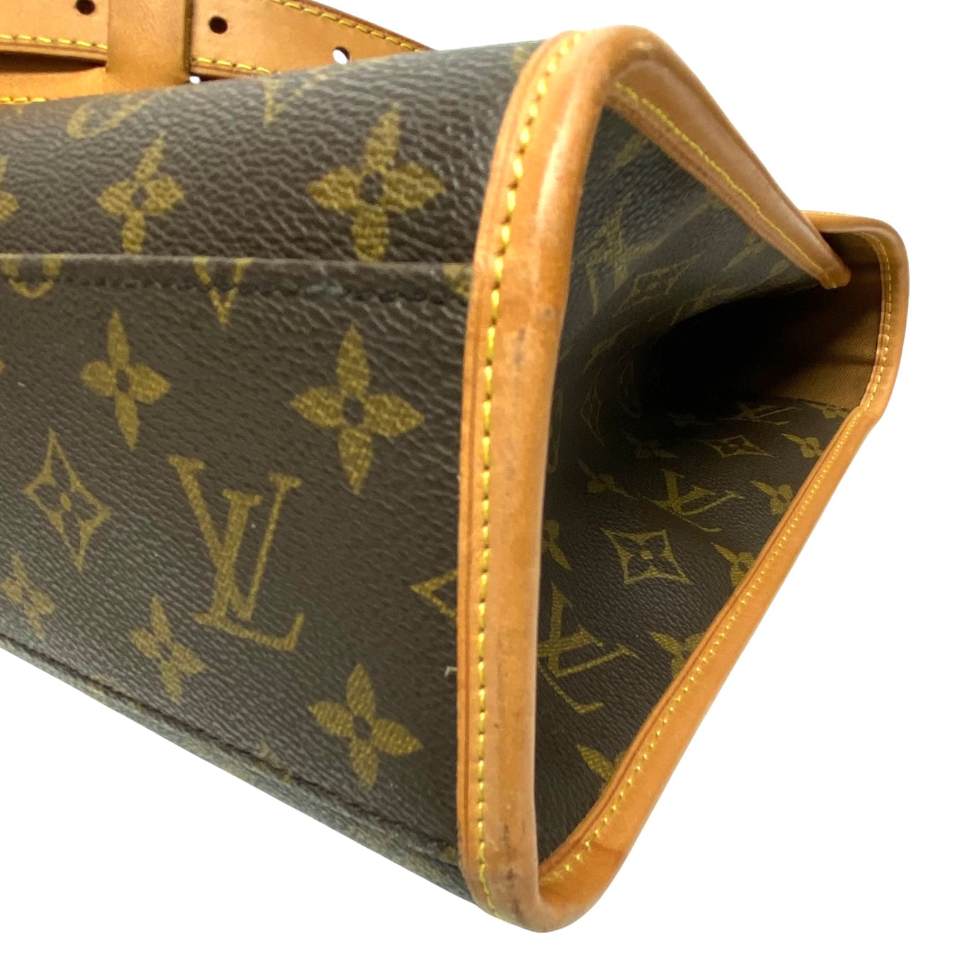 Laptop Bag Luxury Designer By Louis Vuitton, Size: Large