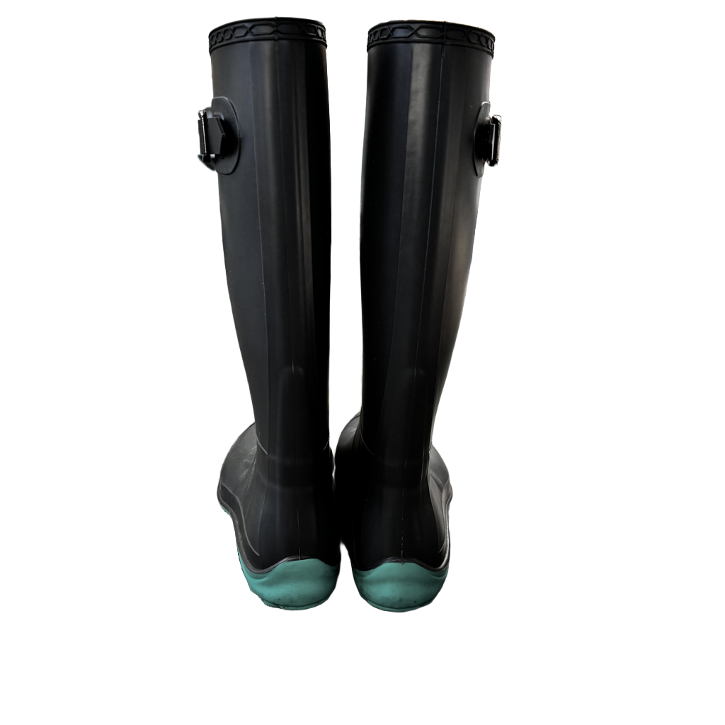 Boots Rain By Kamik  Size: 8