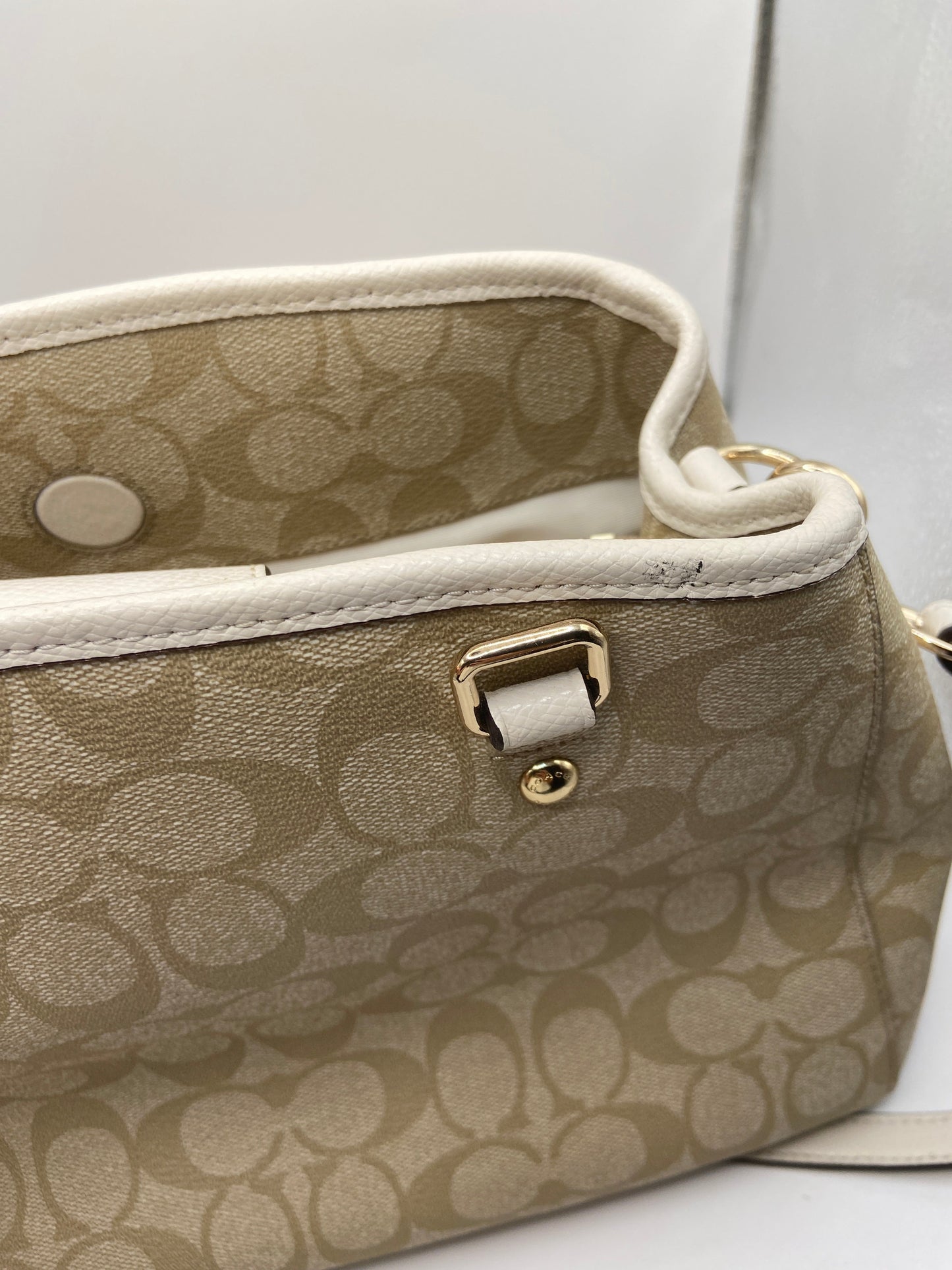 Handbag Designer By Coach, Size: Medium