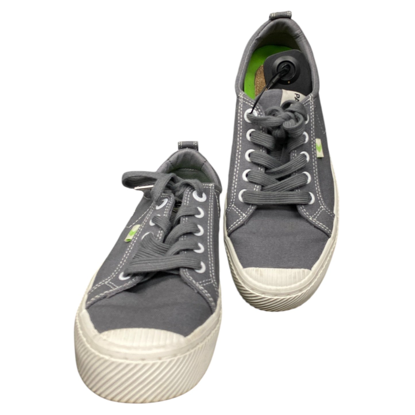 Shoes Sneakers By Cariuma In Grey, Size:8