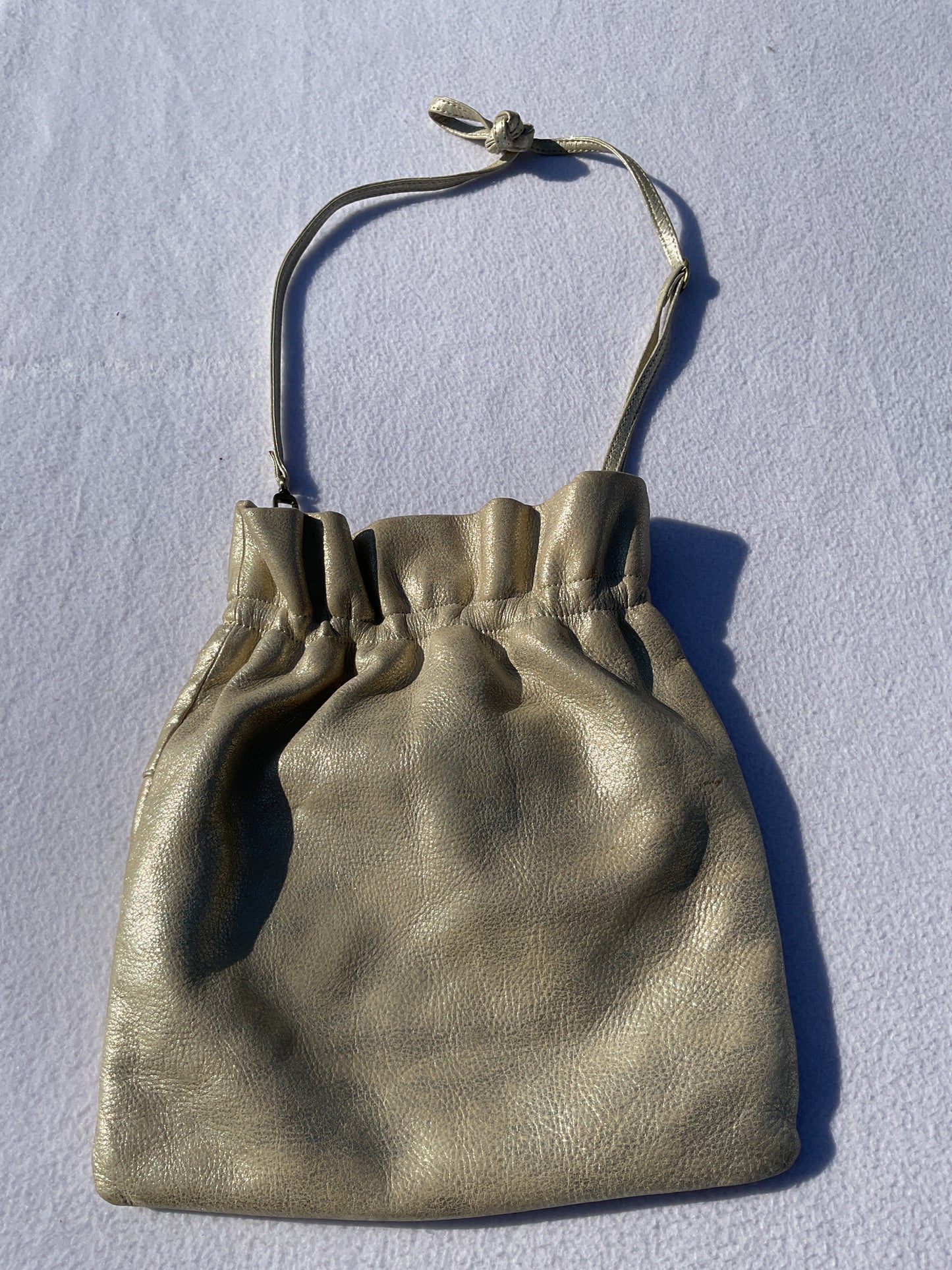 Handbag Leather By Hobo Intl In Gold, Size:Medium