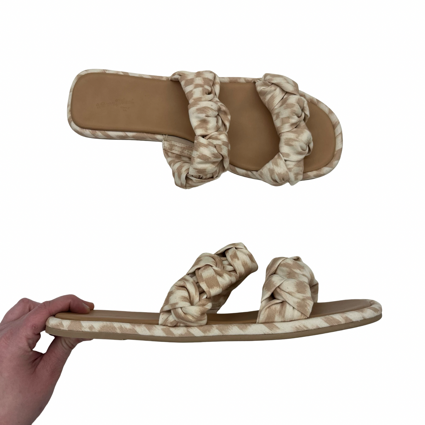Sandals Flats By Universal Thread In Tan, Size:11
