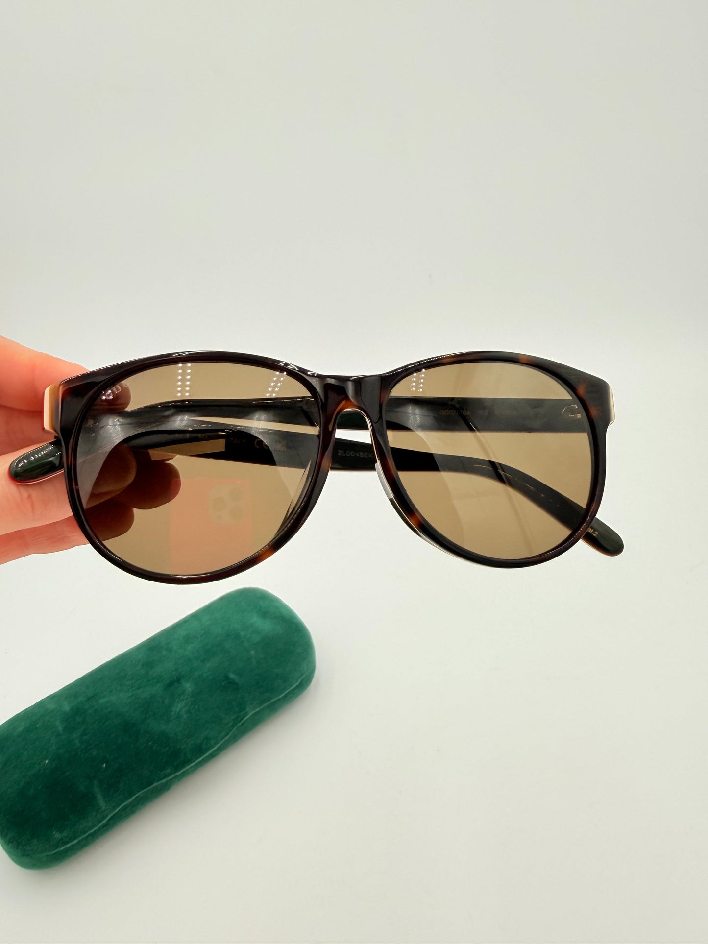 Sunglasses Luxury Designer By Gucci In Brown & Green
