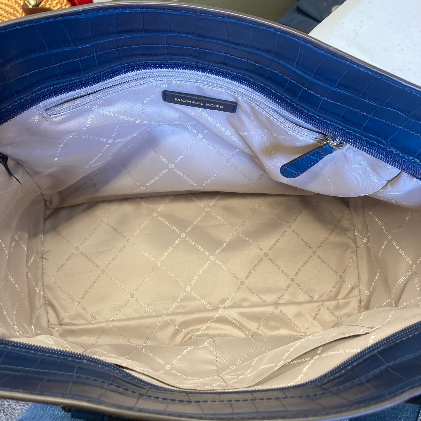 Tote Designer By Michael Kors In Blue, Size:Large