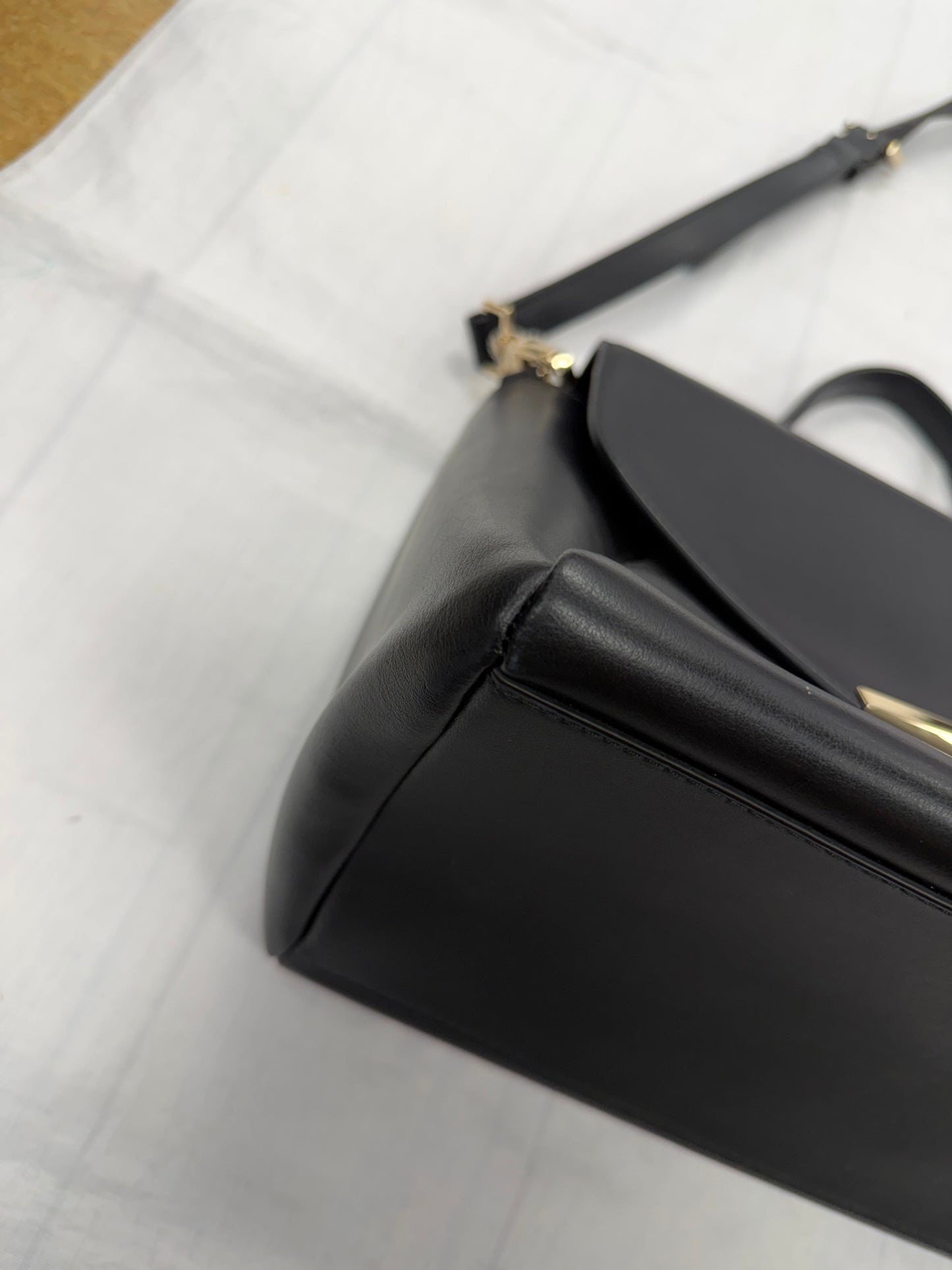 Crossbody Designer By Kate Spade In Black, Size:Medium