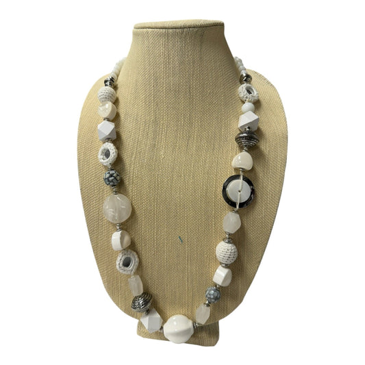 Necklace Other By Chicos In White
