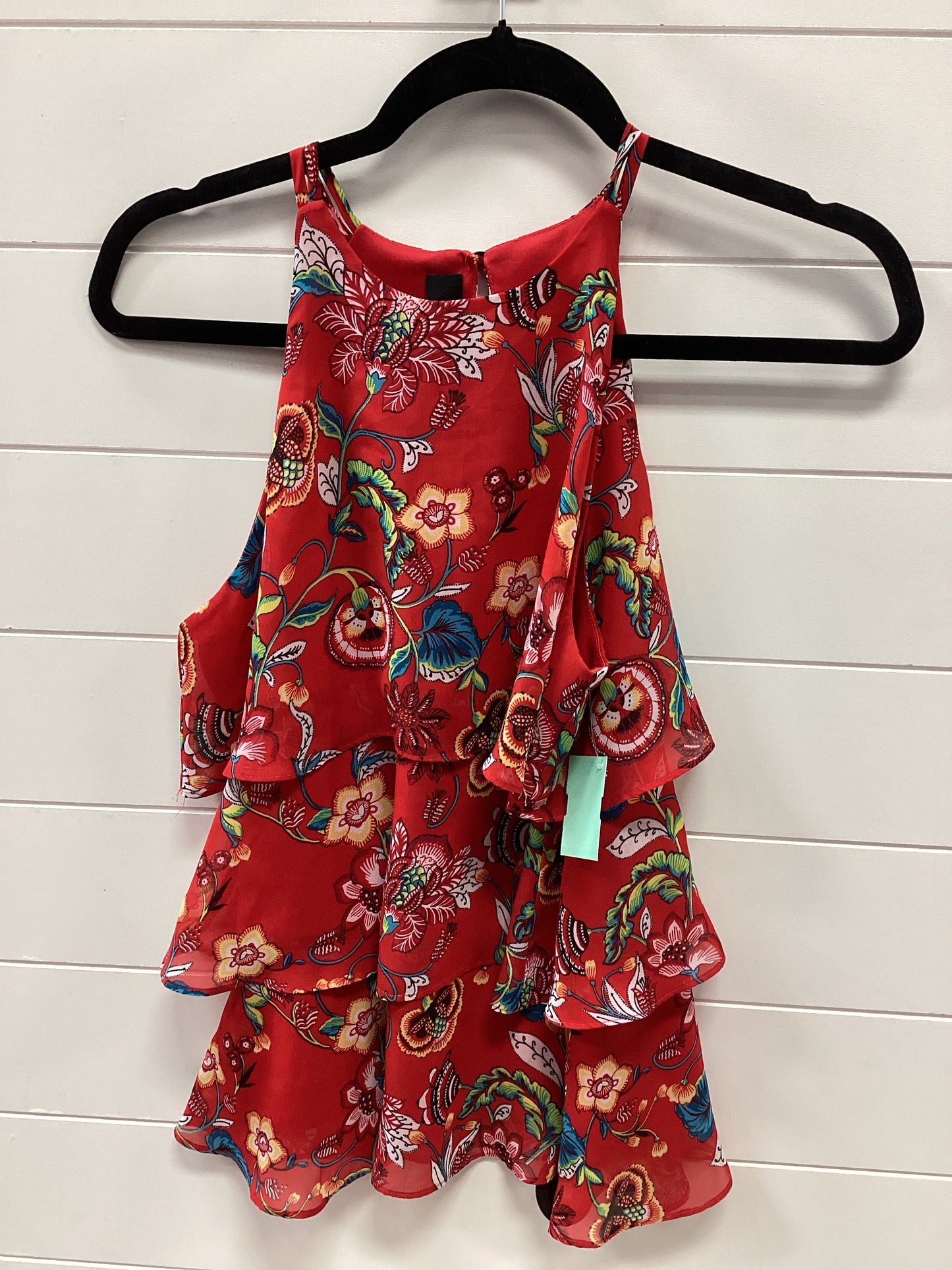 Top Sleeveless By Bcx In Red, Size:M