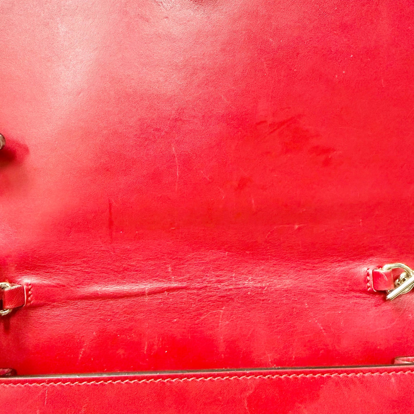 Crossbody Luxury Designer By Gucci, Size: Medium