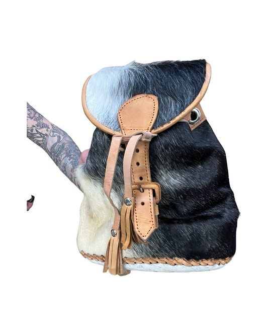 Backpack By Clothes Mentor In Cream & Grey, Size:Small