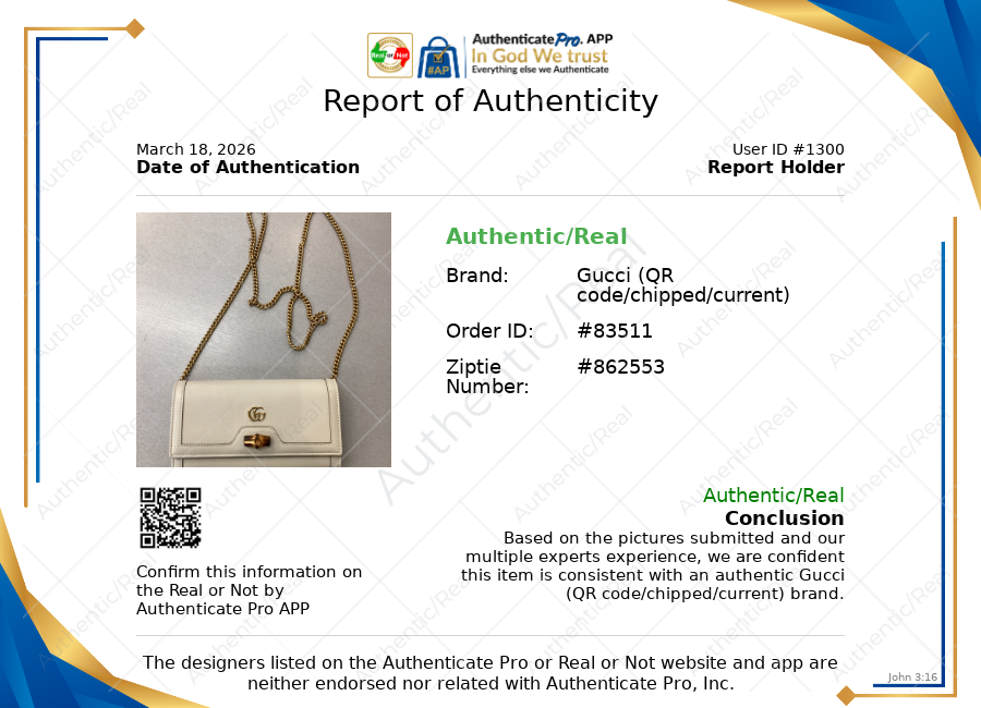 Wallet Luxury Designer By Gucci, Size: Small