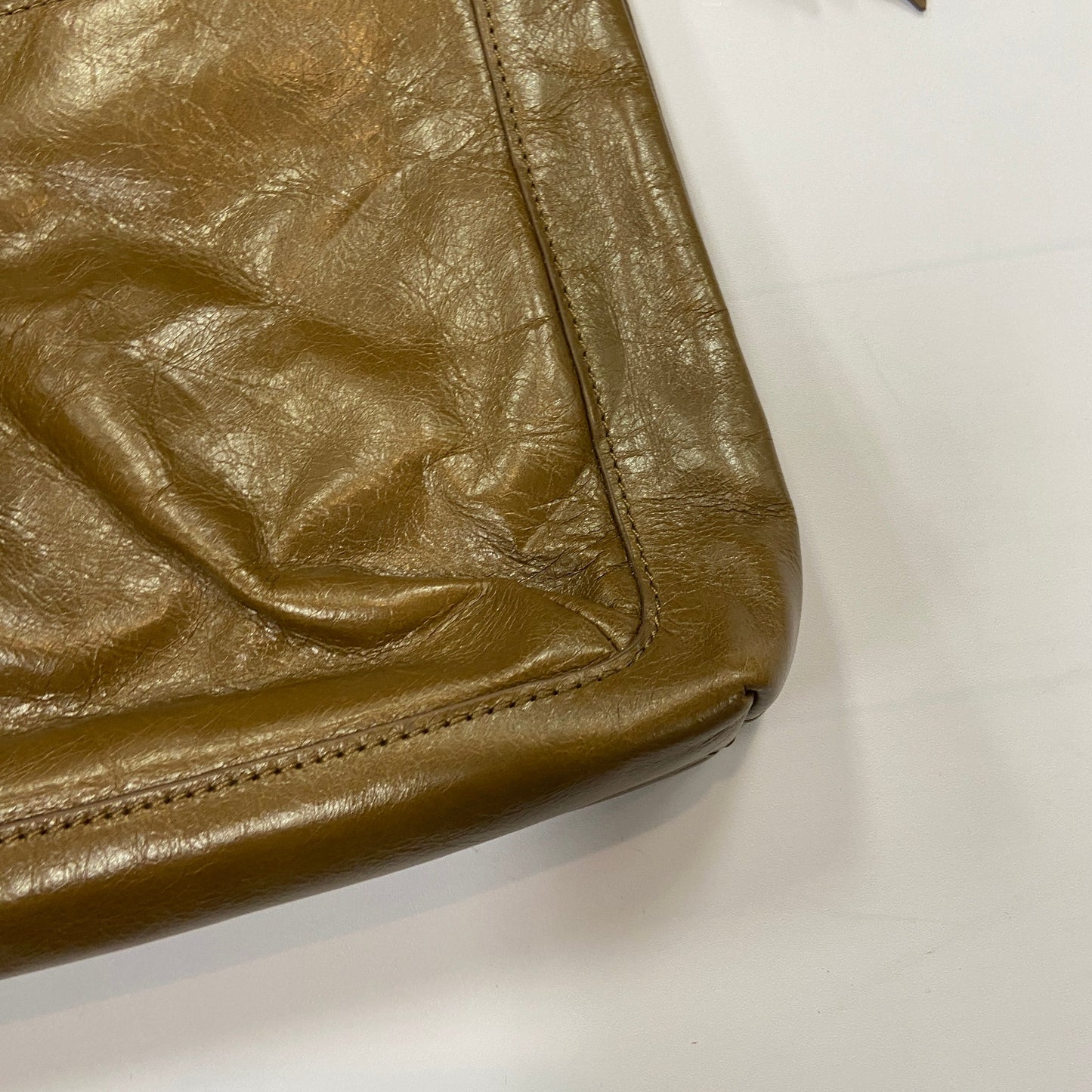 Handbag Leather By Hobo Intl, Size: Medium