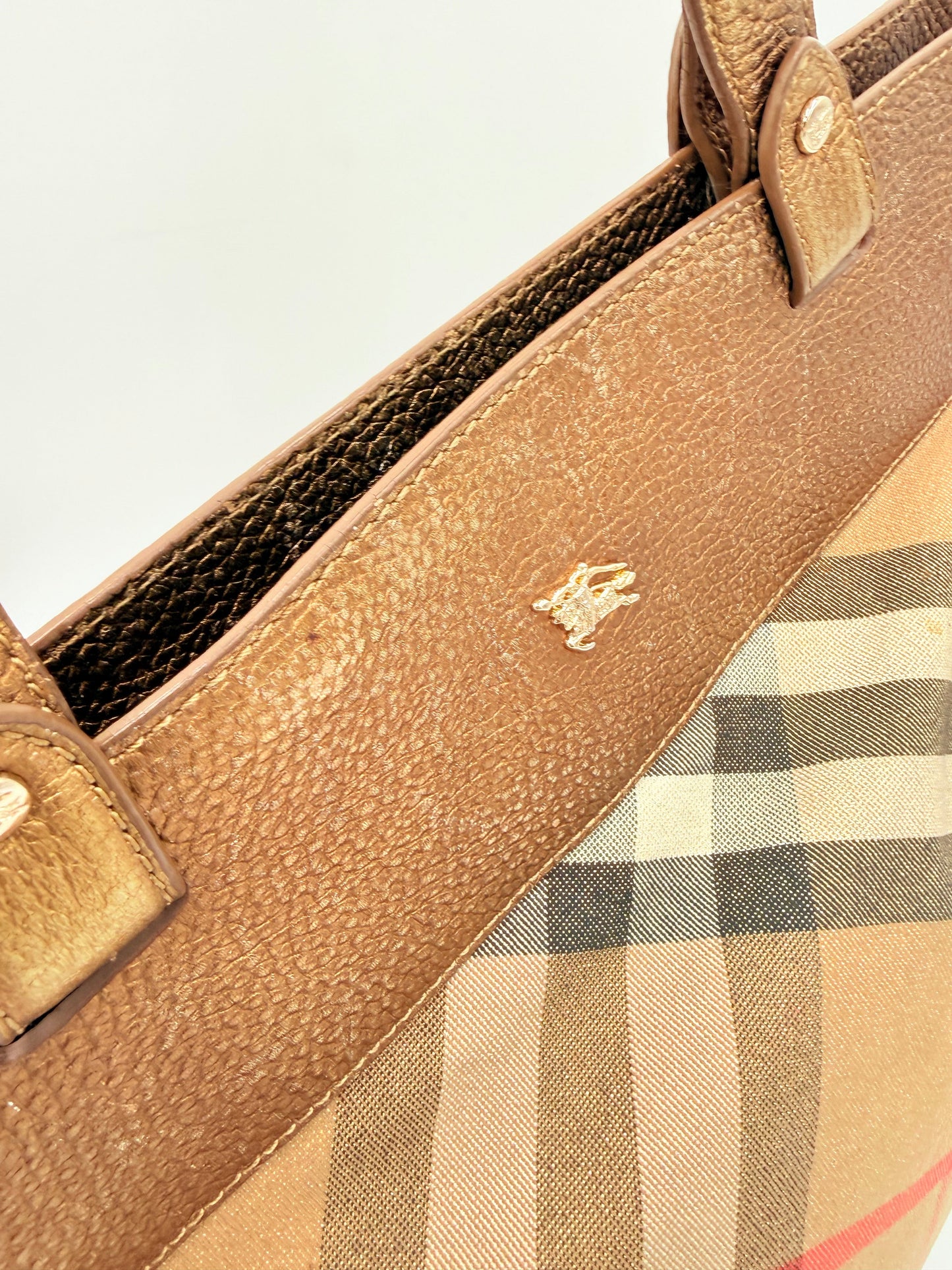 Handbag Luxury Designer By Burberry In Plaid Pattern, Size:Medium