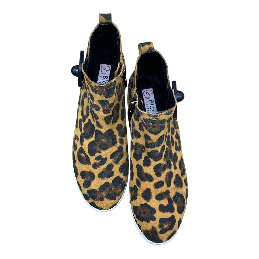 Boots Ankle Heels By Blondo In Animal Print, Size:7.5