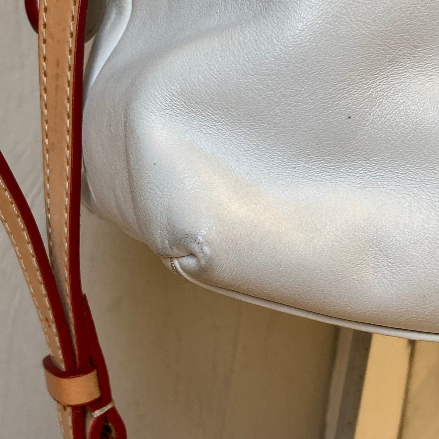 Crossbody Designer By Dooney And Bourke In White, Size:Medium