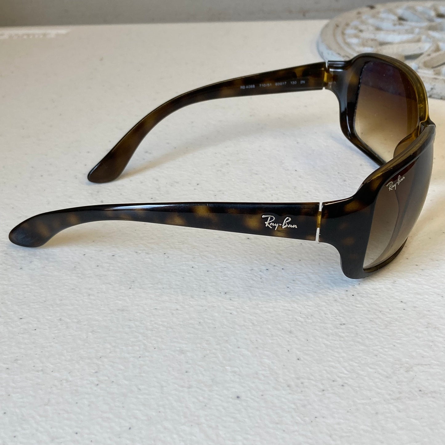 Sunglasses Designer By Ray Ban In Brown