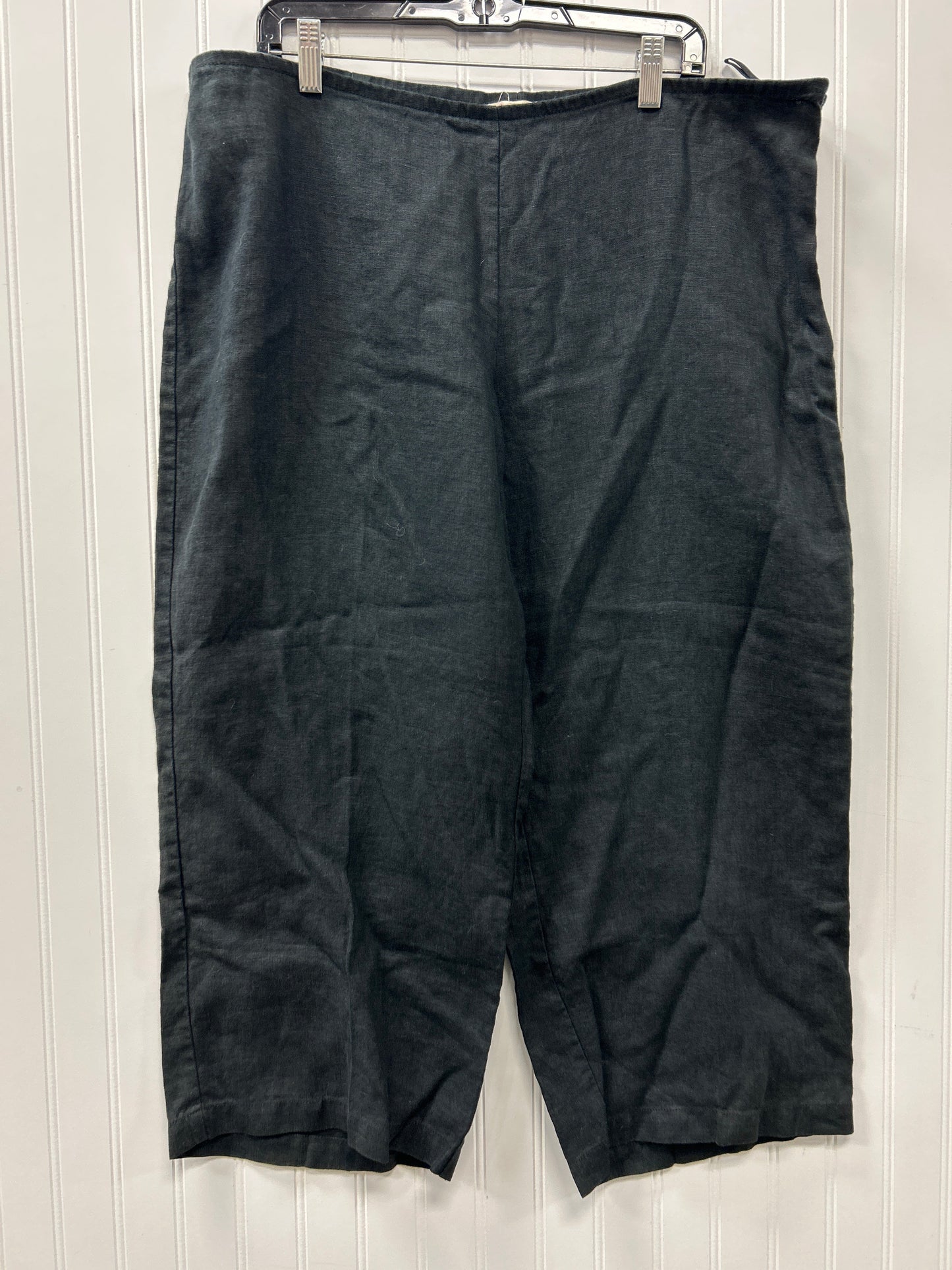 Capris By Eileen Fisher In Black, Size:18