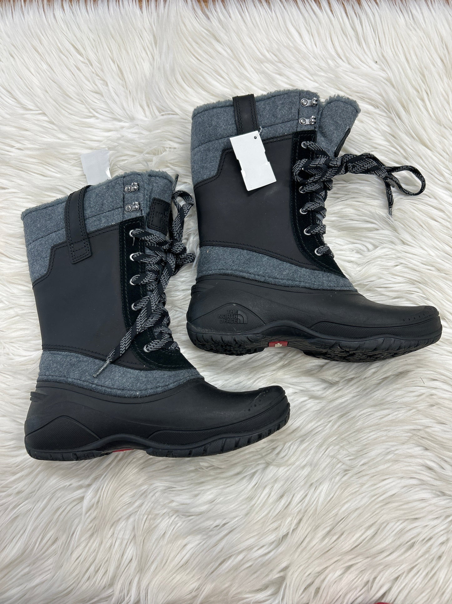 Boots Snow By The North Face In Grey, Size:8