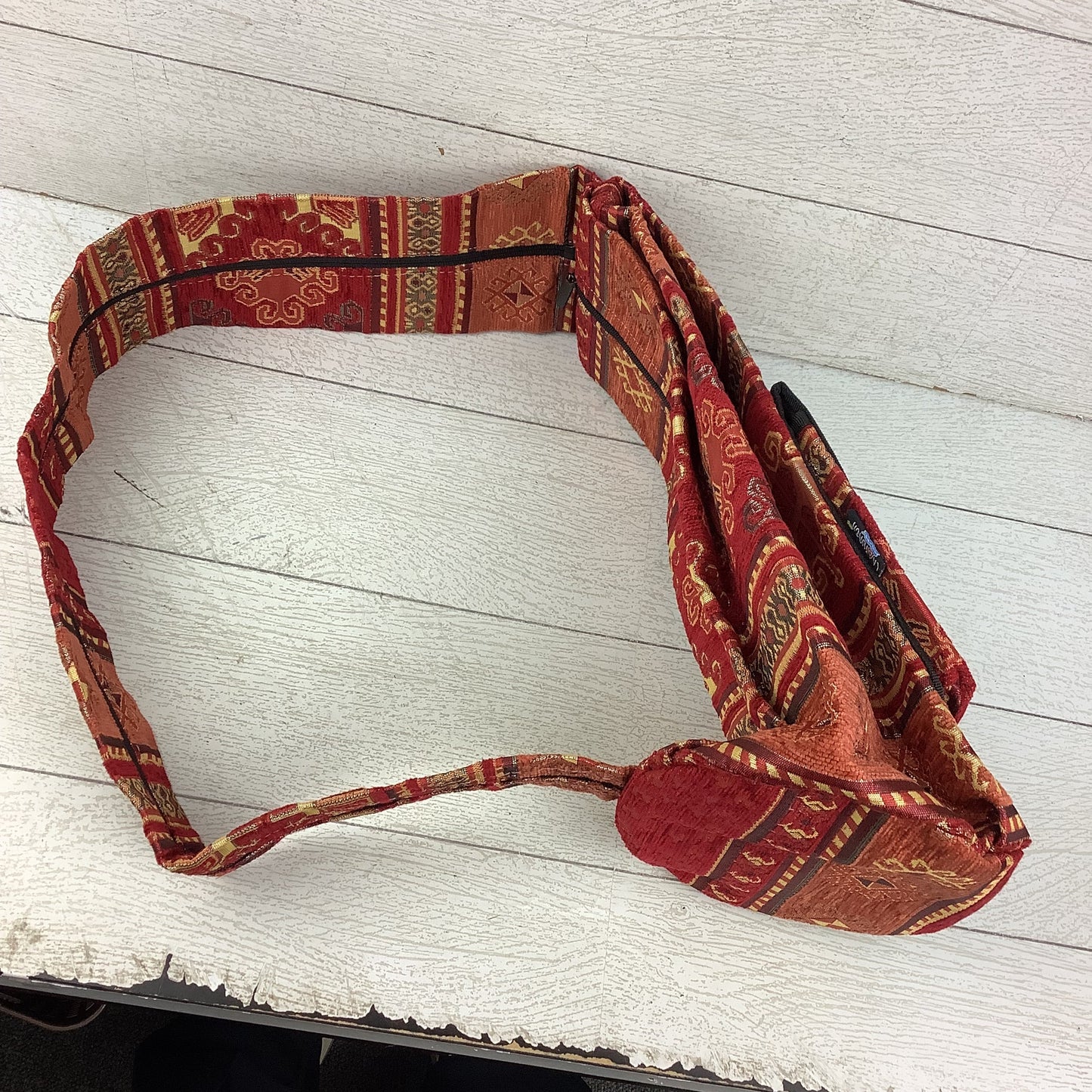 Crossbody By Clothes Mentor, Size: Medium