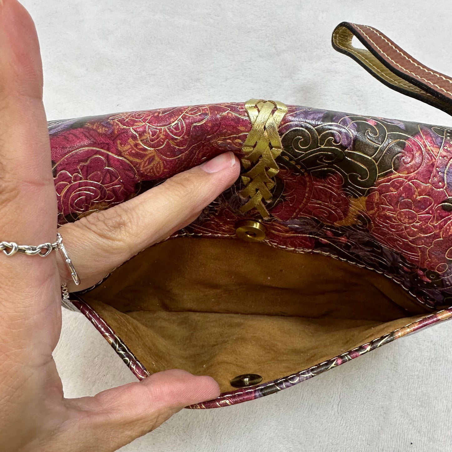 Wristlet By Patricia Nash, Size: Small
