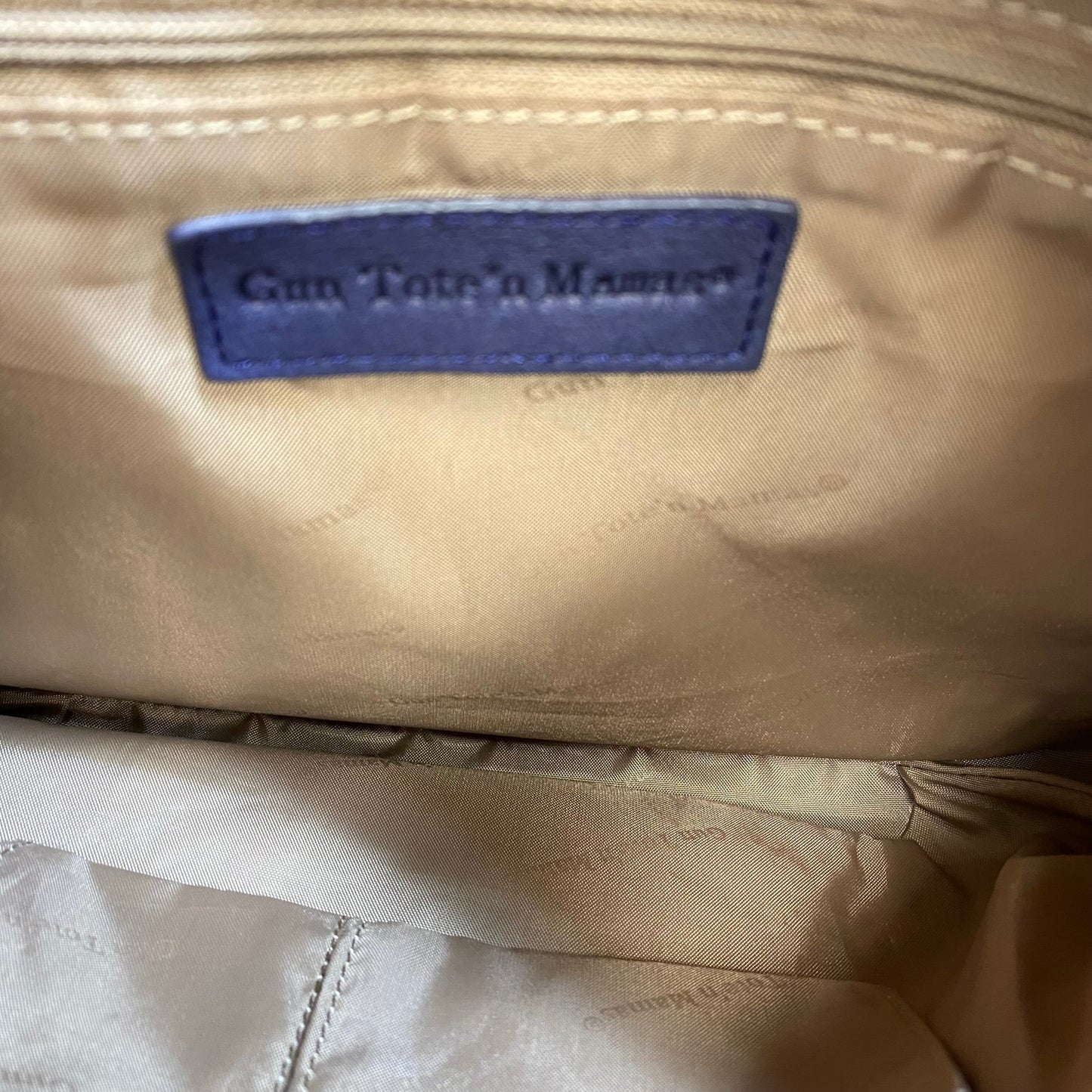 Crossbody By Gun Toten Mamas, Size: Medium