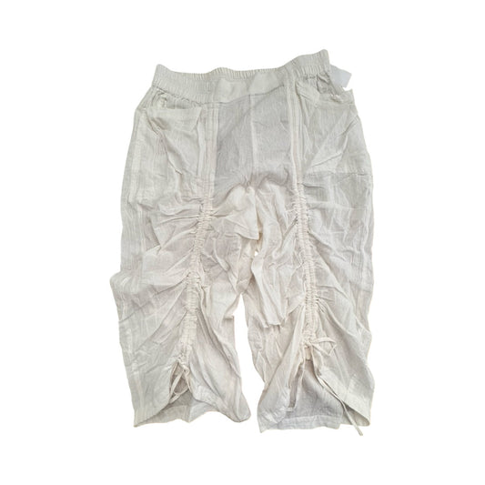 Capris By Free People In White, Size:L