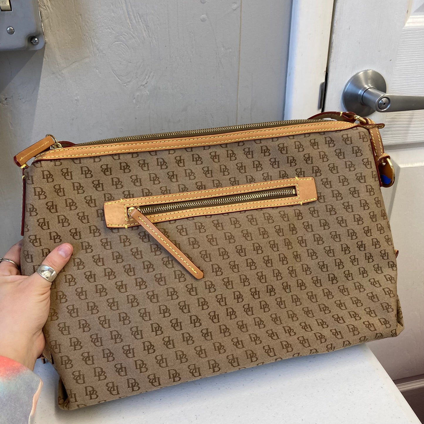 Crossbody Designer By Dooney And Bourke In Tan, Size:Medium