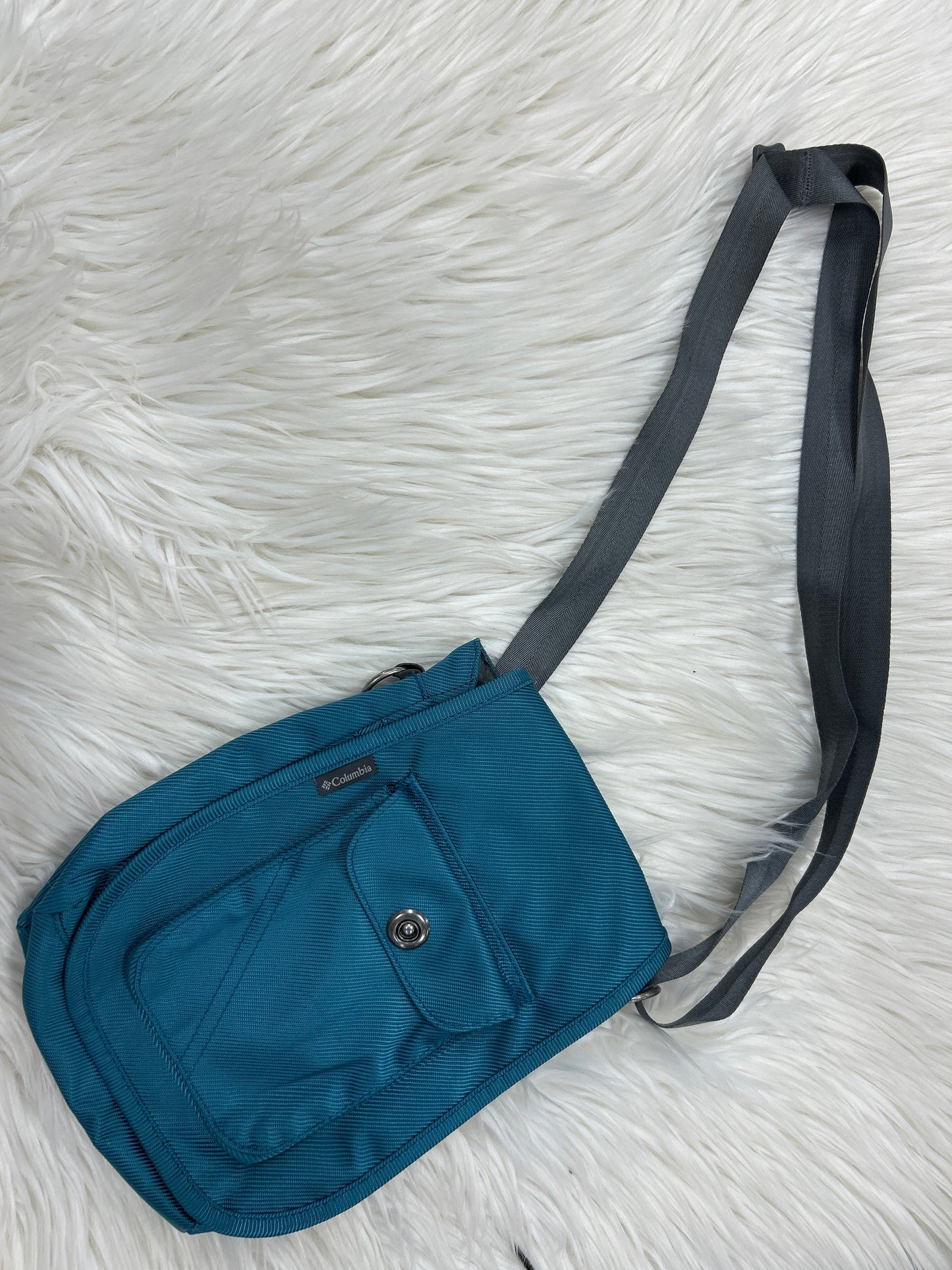 Crossbody By Columbia In Blue, Size:Small