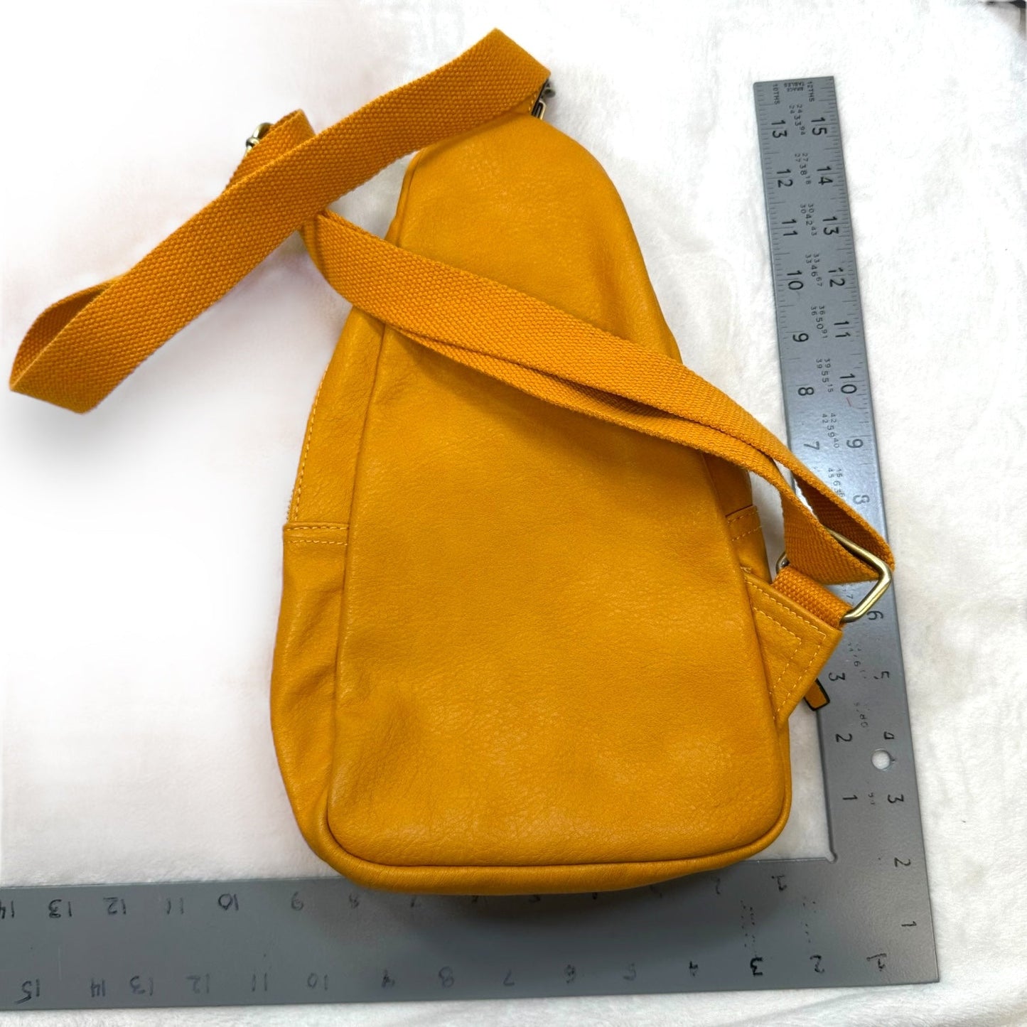 Backpack By Clothes Mentor, Size: Medium