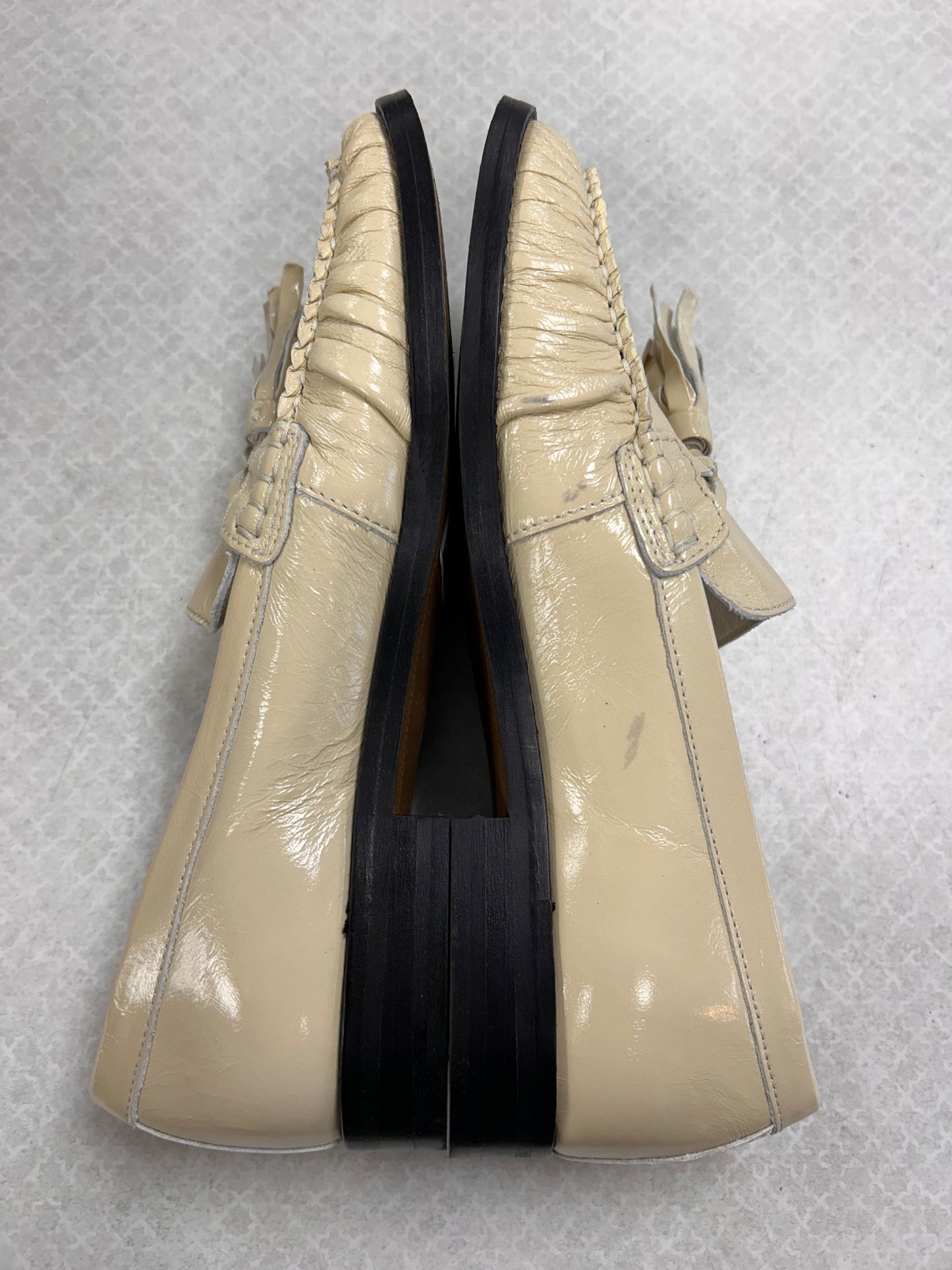 Shoes Flats By ALOHAS In Cream, Size:7