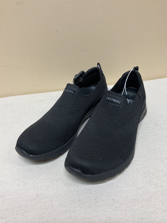 Shoes Flats By Skechers In Black, Size:10