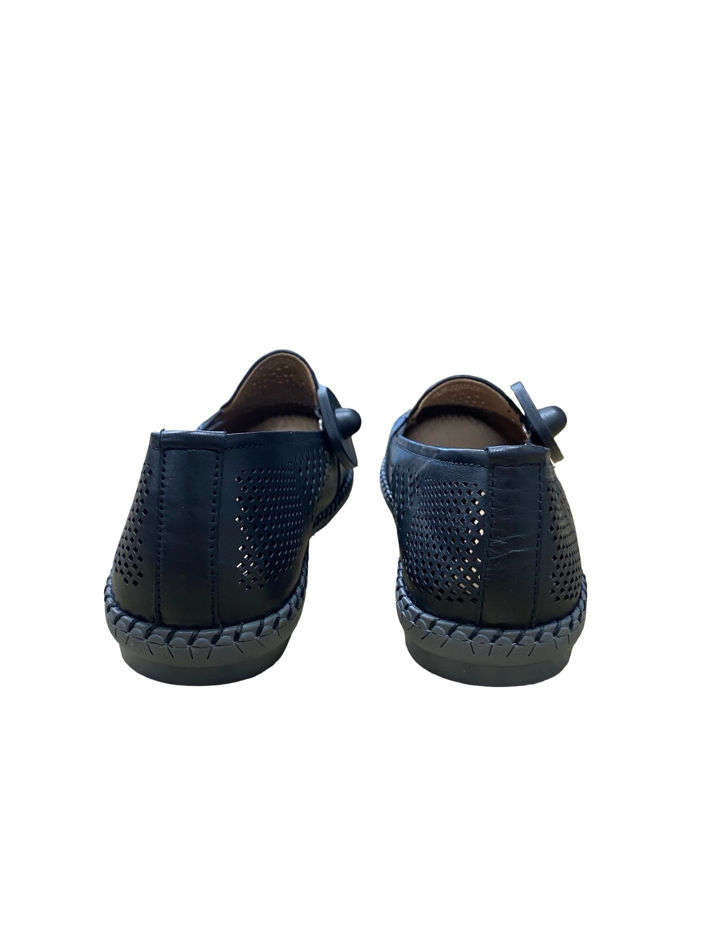 Shoes Flats By  TROTTERS  In Black, Size:11